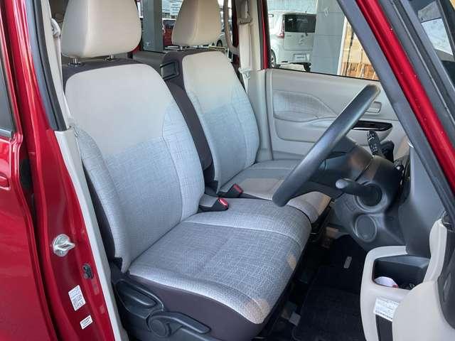 ���K�ɉ^�]�ł���h���C�u�|�W�V�����I�S�O�����������ł���^�]�ȃV�[�g���t�^�[�ƃV�[�g�X���C�h�ŁA�����̂Ȃ��^�]�p�����Ƃ�܂�