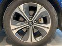 純正17インチアルミホイール。