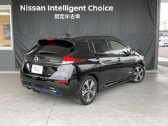 納車前に点検整備をさせていただきます。もちろん全車走行距離無制限のワイド保証付きですので安心してお乗りいただけます。 2