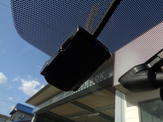 ドライブレコーダー！万が一の事故も記録してくれる嬉しいアイテムですね