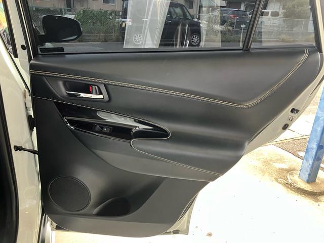 ハリアー プレミアム　後期モデル　サンルーフ　モデリスタフルエアロ　電動リアゲート　純正ディーラオプション９インチナビ　バックカメラ　Ｂｌｕｅｔｏｏｔｈ接続　フルセグＴＶ　ハーフレザーパワーシート（46枚目）