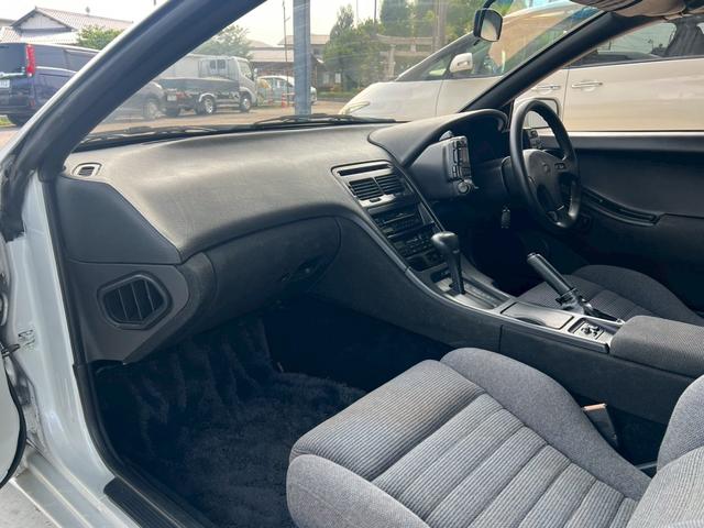 フェアレディＺ ３００ＺＸ　２ｂｙ２　Ｔバールーフ　ディーバールーフボード　４人乗り　ＲＡＹＳ１８インチアルミ　タイヤ４本新品　キーレス　オリジナルキー　トランクスポイラー　パワーシート　オートエアコン（36枚目）