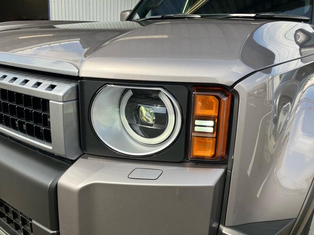 ランドクルーザー２５０ ＶＸ　丸型ＬＥＤヘッドライト　７人乗り　ムーンルーフ　デジタルインナーミラー　パワーバックドア　大型ディスプレイオーディオ　フルセグＴＶ　本革シート　トヨタセーフティセンス　ＥＴＣ２．０　ワンオーナー（13枚目）