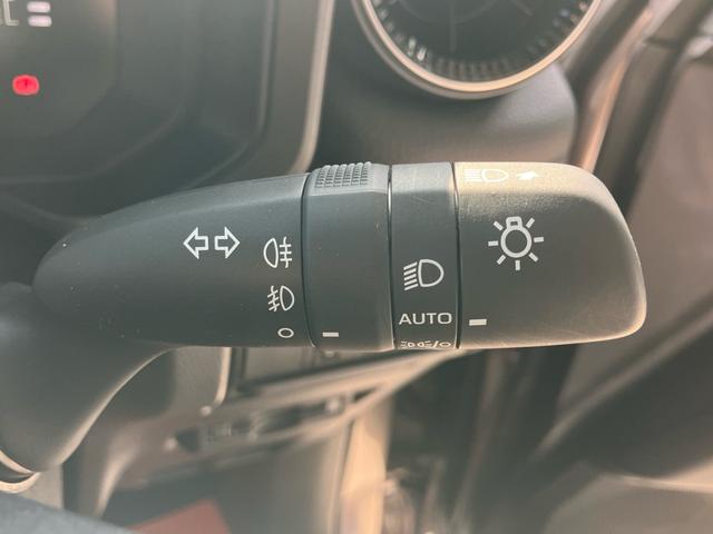 ランドクルーザー２５０ ＶＸ　丸型ＬＥＤヘッドライト　７人乗り　ムーンルーフ　デジタルインナーミラー　パワーバックドア　大型ディスプレイオーディオ　フルセグＴＶ　本革シート　トヨタセーフティセンス　ＥＴＣ２．０　ワンオーナー（26枚目）