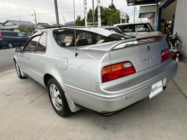 レジェンドクーペ β　フルノーマル車　パワーシート　オートエアコン　電動サンルーフ　チルド機能付き　メモリーシート　キーレス　ＳＯＮＹコンポ　後期モデル　ＥＴＣ　トランクスポイラー　オートアンテナ　イージークローザードア（10枚目）