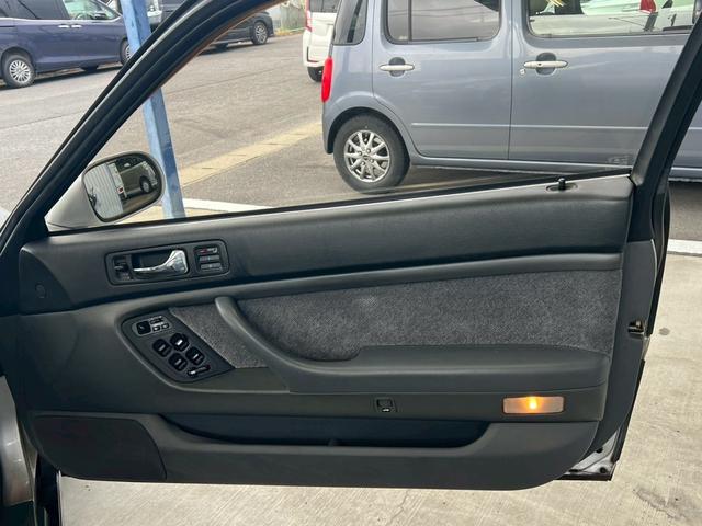 レジェンドクーペ β　フルノーマル車　パワーシート　オートエアコン　電動サンルーフ　チルド機能付き　メモリーシート　キーレス　ＳＯＮＹコンポ　後期モデル　ＥＴＣ　トランクスポイラー　オートアンテナ　イージークローザードア（18枚目）