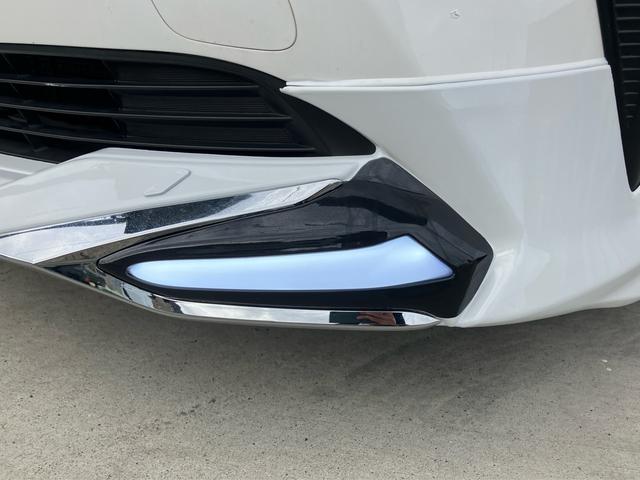 プリウス Ｓ　後期モデル　新品社外フルエアロ　ＬＥＤデイライト付き　カロッツェリアナビ　バックカメラ　ＥＴＣ　ＣＤ　ＤＶＤ　トヨタセーフティセンス　オートハイビーム　ＬＥＤヘッドライト　前後ドライブレコーダー（17枚目）