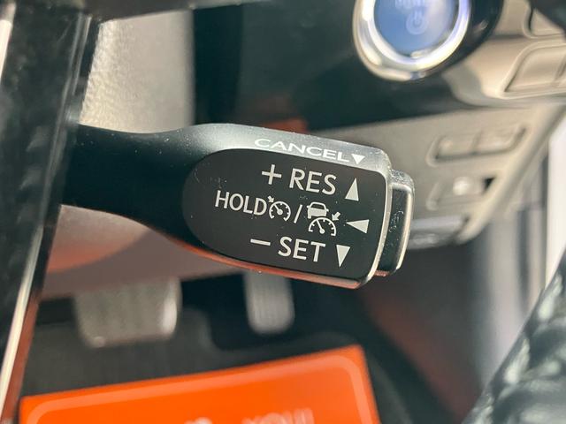 プリウス Ｓ　後期モデル　新品社外フルエアロ　ＬＥＤデイライト付き　カロッツェリアナビ　バックカメラ　ＥＴＣ　ＣＤ　ＤＶＤ　トヨタセーフティセンス　オートハイビーム　ＬＥＤヘッドライト　前後ドライブレコーダー（34枚目）