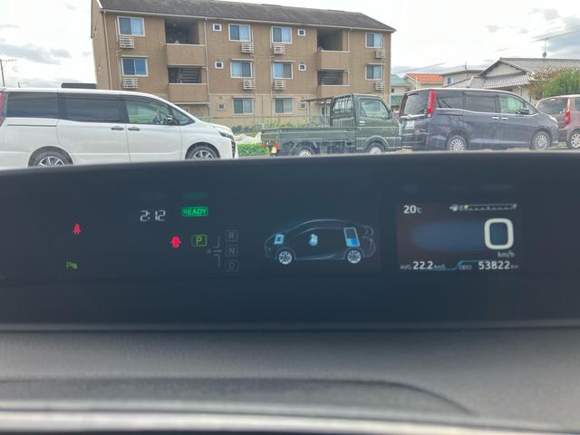 プリウス Ｓ　後期モデル　新品社外フルエアロ　ＬＥＤデイライト付き　カロッツェリアナビ　バックカメラ　ＥＴＣ　ＣＤ　ＤＶＤ　トヨタセーフティセンス　オートハイビーム　ＬＥＤヘッドライト　前後ドライブレコーダー（41枚目）