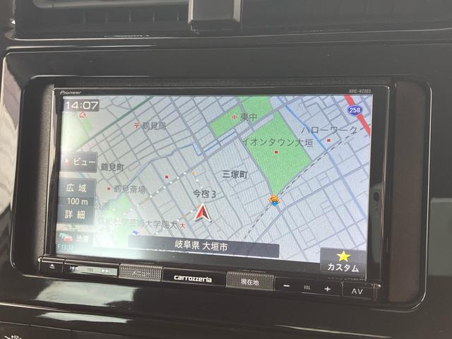 プリウス Ｓ　後期モデル　新品社外フルエアロ　ＬＥＤデイライト付き　カロッツェリアナビ　バックカメラ　ＥＴＣ　ＣＤ　ＤＶＤ　トヨタセーフティセンス　オートハイビーム　ＬＥＤヘッドライト　前後ドライブレコーダー（42枚目）