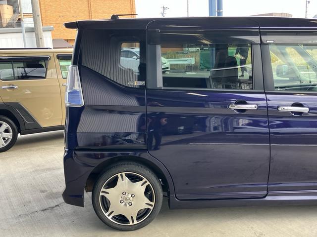 ソリオバンディット Fリミテッド ワンオーナー 禁煙車 カロッツェリア8インチナビ フルセグTV CD DVD バックモニター 両側ワンタッチパワースライドドア LEDヘッドライト スマートキー プッシュスタート パーソナルテーブル(6枚目)