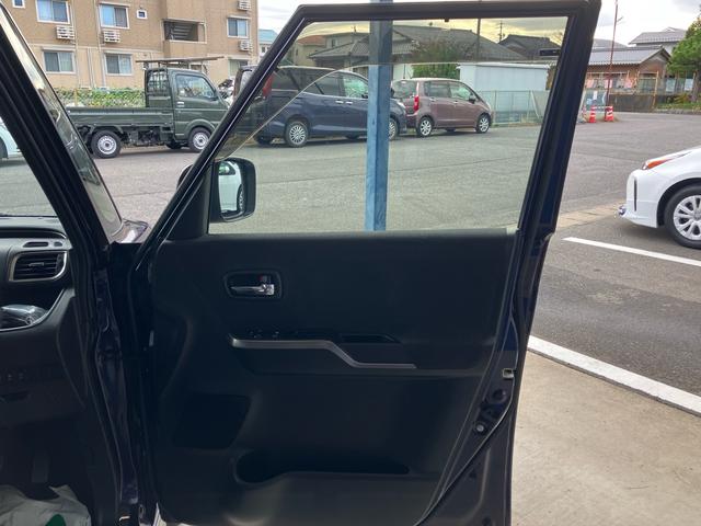ソリオバンディット Fリミテッド ワンオーナー 禁煙車 カロッツェリア8インチナビ フルセグTV CD DVD バックモニター 両側ワンタッチパワースライドドア LEDヘッドライト スマートキー プッシュスタート パーソナルテーブル(23枚目)