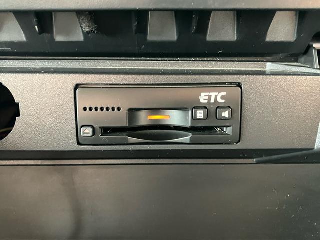 ソリオバンディット Fリミテッド ワンオーナー 禁煙車 カロッツェリア8インチナビ フルセグTV CD DVD バックモニター 両側ワンタッチパワースライドドア LEDヘッドライト スマートキー プッシュスタート パーソナルテーブル(38枚目)