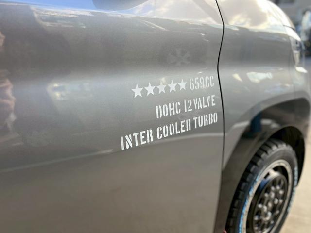 デリカミニ T 新品リフトアップサス(車検対応) 社外マッドブラック15インチアルミ オープンカントリー ホワイトレター グレーツートン クラリオンナビ Bluetooth フルセグTV バックモニター スマートキー(19枚目)