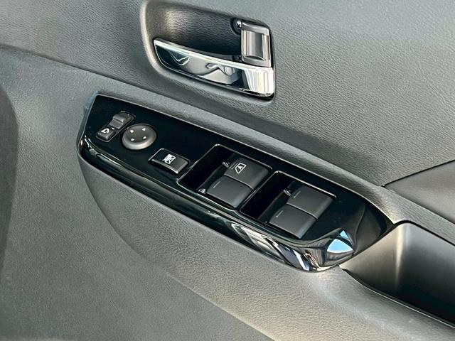 デリカミニ T 新品リフトアップサス(車検対応) 社外マッドブラック15インチアルミ オープンカントリー ホワイトレター グレーツートン クラリオンナビ Bluetooth フルセグTV バックモニター スマートキー(25枚目)