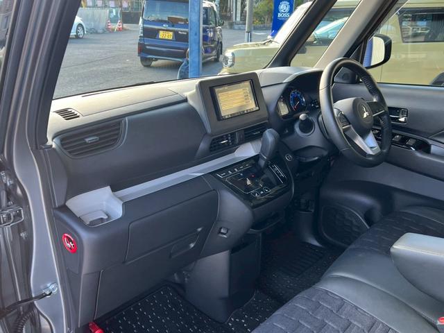 デリカミニ T 新品リフトアップサス(車検対応) 社外マッドブラック15インチアルミ オープンカントリー ホワイトレター グレーツートン クラリオンナビ Bluetooth フルセグTV バックモニター スマートキー(52枚目)