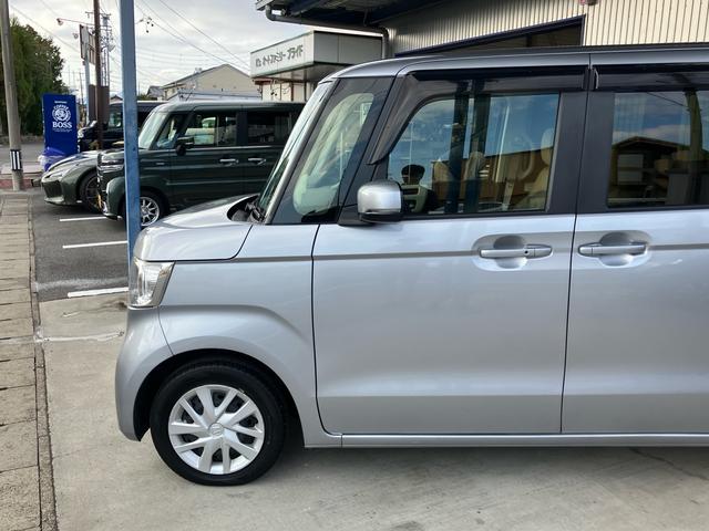 Ｎ－ＢＯＸ Ｇ　ホンダセンシング　純正ディスプレイオーディオ　Ｂｌｕｅｔｏｏｔｈ　バックカメラ　スマートキー　プッシュスタート　両側スライドドア　前後ドラレコ　フルオートエアコン　ＵＳＢ　ＣＤ　ステアリングリモコン（10枚目）