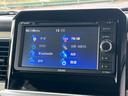 禁煙車　社外ナビ　ワンセグＴＶ　　Ｂｌｕｅｔｏｏｔｈ　フロントシートヒーター　スマートキー　ツートンカラー　ＥＴＣ　スズキセーフティーサポート　ＬＥＤヘッド＆フォグ　社外アルミ付きスタッドレス４本