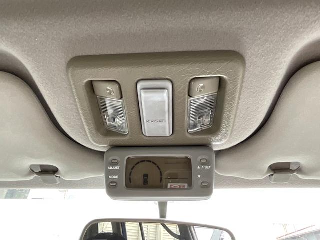 ビッグホーン プレジールＩＩ　４ＷＤ　オートエアコン　新品タイヤ　同色全塗装　自社保証あり　キーレスエントリー　ＡＷ１６インチ　　同色全塗装　新品タイヤ　社外アルミホイール　背面タイヤ（22枚目）