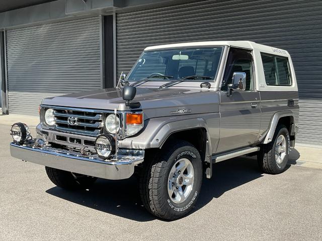 ランドクルーザー70(トヨタ)ZX ZX(5名) FRPトップ ランドクルーザー70(トヨタ)ZX ZX(5名) FRPトップ