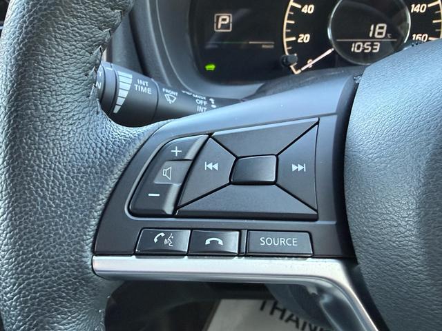 ノート e-パワー メダリスト 被害軽減ブレーキ 純正LEDヘッド アラウンドビューモニター TVナビ デジタルインナーミラー ETC2.0 ドラレコ 禁煙(26枚目)