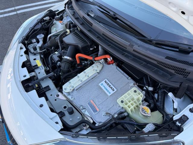 ノート e-パワー メダリスト 被害軽減ブレーキ 純正LEDヘッド アラウンドビューモニター TVナビ デジタルインナーミラー ETC2.0 ドラレコ 禁煙(36枚目)