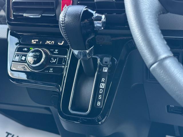 シフォン カスタムＲＳ　スマートアシスト　両側パワスラ　ＬＥＤヘッド　パノラマモニター付き９インチナビＴＶ　Ｂｌｕｅｔｏｏｔｈ　シートヒーター　ハーフレザーシート　ＥＴＣ　　前後ドラレコ　禁煙（21枚目）