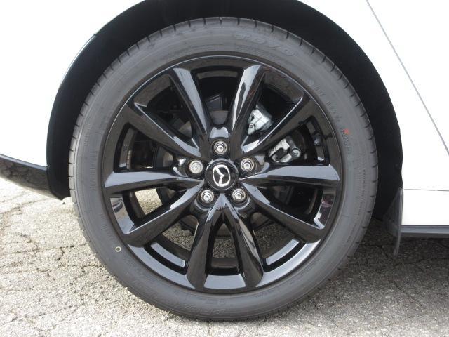 ＭＡＺＤＡ３ファストバック ２０Ｓ　レトロスポーツエディション　衝突被害軽減システム　アダプティブクルーズコントロール　全周囲カメラ　オートマチックハイビーム　電動シート　シートヒーター　オートライト　ＬＥＤヘッドランプ　Ｂｌｕｅｔｏｏｔｈ（19枚目）