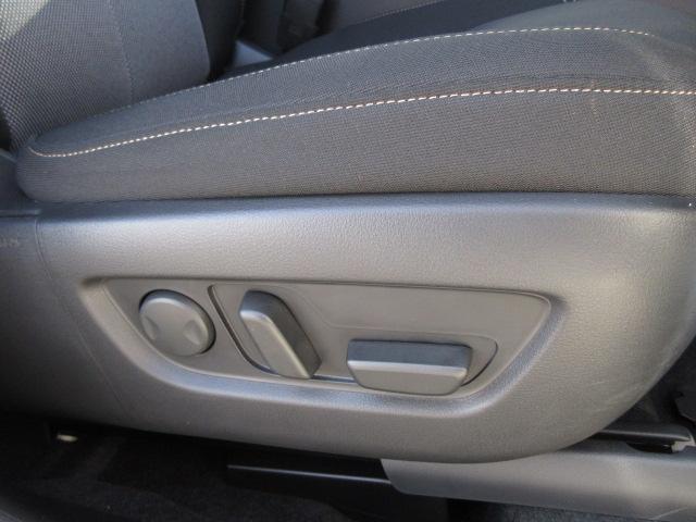 ＣＸ－６０ ＸＤ　ＳＰ　衝突被害軽減システム　アダプティブクルーズコントロール　全周囲カメラ　オートマチックハイビーム　４ＷＤ　シートヒーター　オートライト　ＬＥＤヘッドランプ　Ｂｌｕｅｔｏｏｔｈ　展示・試乗車　ディーゼル（13枚目）