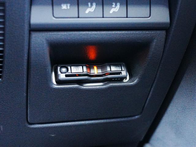 ＭＡＺＤＡ３ファストバック ＸＤ　ブラックトーンエディション　衝突被害軽減システム　アダプティブクルーズコントロール　全周囲カメラ　オートマチックハイビーム　電動シート　シートヒーター　バックカメラ　オートライト　ＬＥＤヘッドランプ　ＥＴＣ　Ｂｌｕｅｔｏｏｔｈ（14枚目）