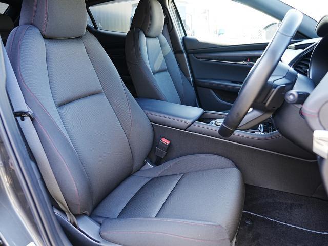 ＭＡＺＤＡ３ファストバック ＸＤ　ブラックトーンエディション　衝突被害軽減システム　アダプティブクルーズコントロール　全周囲カメラ　オートマチックハイビーム　電動シート　シートヒーター　バックカメラ　オートライト　ＬＥＤヘッドランプ　ＥＴＣ　Ｂｌｕｅｔｏｏｔｈ（15枚目）