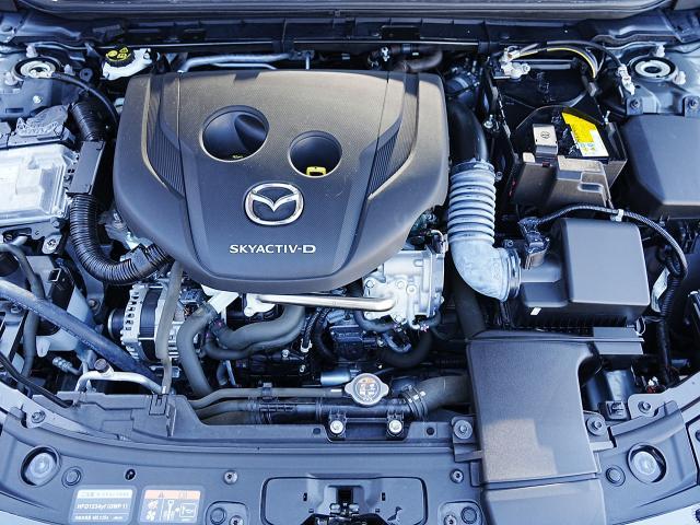 ＭＡＺＤＡ３ファストバック ＸＤ　ブラックトーンエディション　衝突被害軽減システム　アダプティブクルーズコントロール　全周囲カメラ　オートマチックハイビーム　電動シート　シートヒーター　バックカメラ　オートライト　ＬＥＤヘッドランプ　ＥＴＣ　Ｂｌｕｅｔｏｏｔｈ（20枚目）