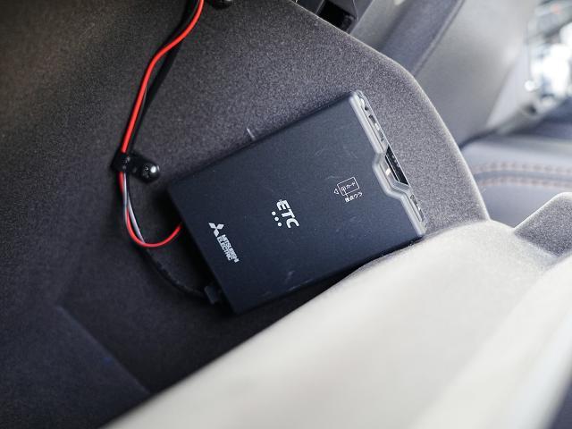 ＣＸ－５ ＸＤ　Ｌパッケージ　衝突被害軽減システム　アダプティブクルーズコントロール　全周囲カメラ　オートマチックハイビーム　４ＷＤ　革シート　電動シート　シートヒーター　バックカメラ　オートライト　ＬＥＤヘッドランプ　ＥＴＣ（14枚目）