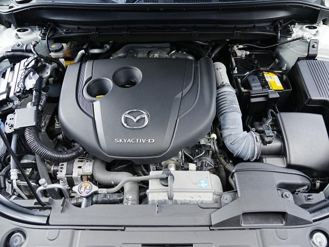 ＣＸ－５ ＸＤ　Ｌパッケージ　衝突被害軽減システム　アダプティブクルーズコントロール　全周囲カメラ　オートマチックハイビーム　４ＷＤ　革シート　電動シート　シートヒーター　バックカメラ　オートライト　ＬＥＤヘッドランプ　ＥＴＣ（20枚目）