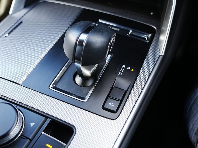 CX-60 XD エクスクルーシブモード 衝突被害軽減システム アダプティブクルーズコントロール 全周囲カメラ オートマチックハイビーム サンルーフ 革シート 電動シート シートヒーター バックカメラ オートライト LEDヘッドランプ ETC(11枚目)