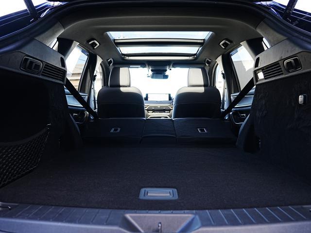 CX-60 XD エクスクルーシブモード 衝突被害軽減システム アダプティブクルーズコントロール 全周囲カメラ オートマチックハイビーム サンルーフ 革シート 電動シート シートヒーター バックカメラ オートライト LEDヘッドランプ ETC(17枚目)