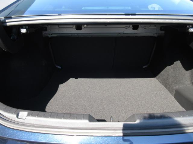 MAZDA3セダン 15S ツーリング 衝突被害軽減システム 全周囲カメラ オートマチックハイビーム バックカメラ オートクルーズコントロール オートライト LEDヘッドランプ Bluetooth ワンオーナー(17枚目)