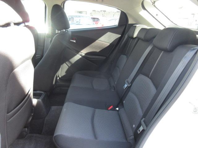 デミオ １５Ｓツーリング　衝突被害軽減システム　全周囲カメラ　オートマチックハイビーム　バックカメラ　オートライト　ＬＥＤヘッドランプ　ＥＴＣ　Ｂｌｕｅｔｏｏｔｈ　ワンオーナー（17枚目）