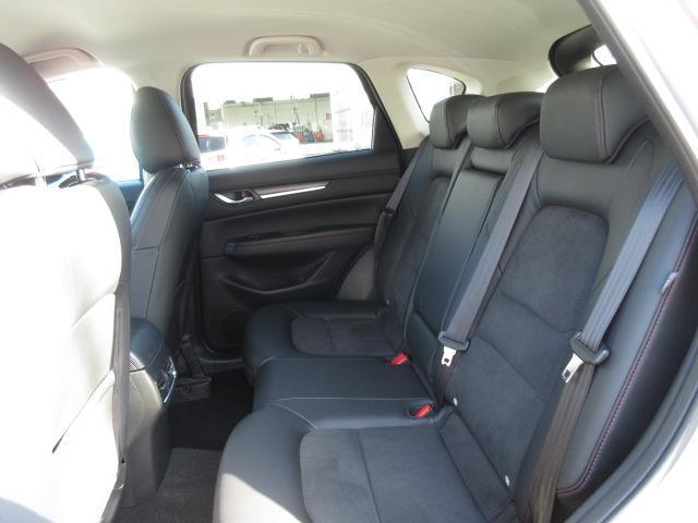 CX-5 XD ブラックセレクション 衝突被害軽減システム アダプティブクルーズコントロール 全周囲カメラ オートマチックハイビーム 電動シート シートヒーター バックカメラ オートライト LEDヘッドランプ Bluetooth(16枚目)