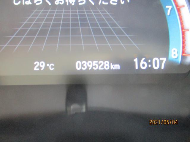 セダン ホンダセンシング 軽減ブレーキ LEDライト 16AW シートヒーター スマートキー ナビ フルセグTV バックカメラ ETC(15枚目)