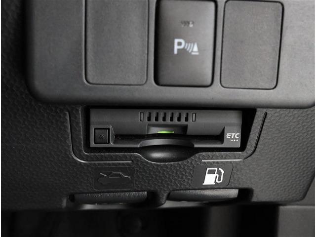 ルーミー カスタムＧ　衝突被害軽減ブレーキ　コーナーセンサー　ＬＥＤヘッドライト　両側パワースライドドア　シートヒーター　スマートキー　スマホナビ連携９型ディスプレイオーディオ　フルセグＴＶ　バックカメラ　ＥＴＣ（6枚目）