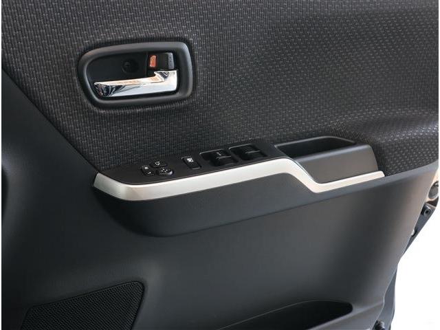 ソリオ ハイブリッドMZ 衝突被害軽減ブレーキ 後退時ブレーキサポート ディスチャージヘッドライト 両側パワースライドドア シートヒーター スマートキー メモリーナビ フルセグTV ETC(7枚目)