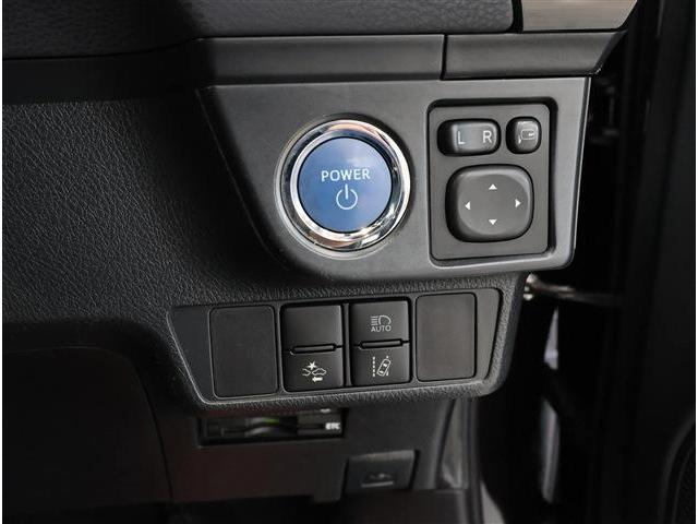 カローラフィールダー ハイブリッドＧ　ダブルバイビー　トヨタセーフティセンス　ＬＥＤヘッドライト　コンビシート　スマートキー　メモリーナビ　フルセグＴＶ　バックカメラ　ＥＴＣ（14枚目）