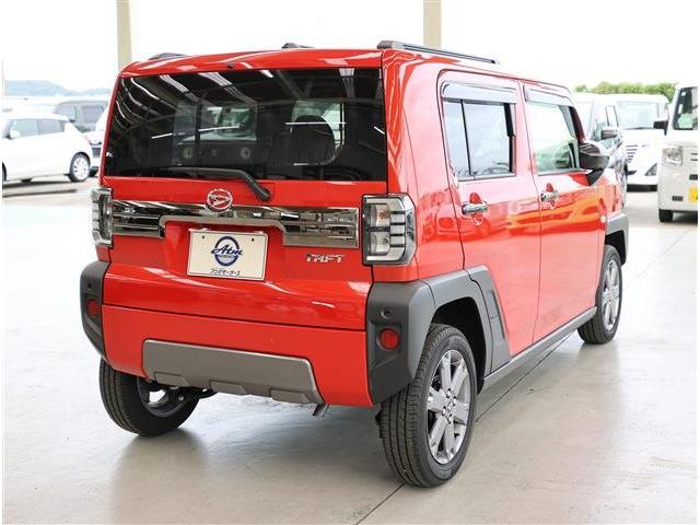 タフト Ｇターボ　ダーククロムベンチャー　衝突被害軽減ブレーキ　コーナーセンサー　ＬＥＤヘッドライト　ＬＥＤフォグランプ　ガラスルーフ　シートヒーター　スマホナビ連携９型ディスプレイオーディオ　３６０°パノラマビューモニター　ＥＴＣ（8枚目）