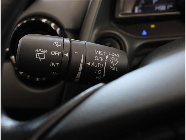 ＭＡＺＤＡ２ １５Ｃ　フルセグＴＶ　純正オプションナビ　ＥＴＣ　衝突被害軽減ブレーキ　フロント＆リアパーキングセンサー　ブラインドスポットモニタリング　ＬＥＤヘッドライト（30枚目）