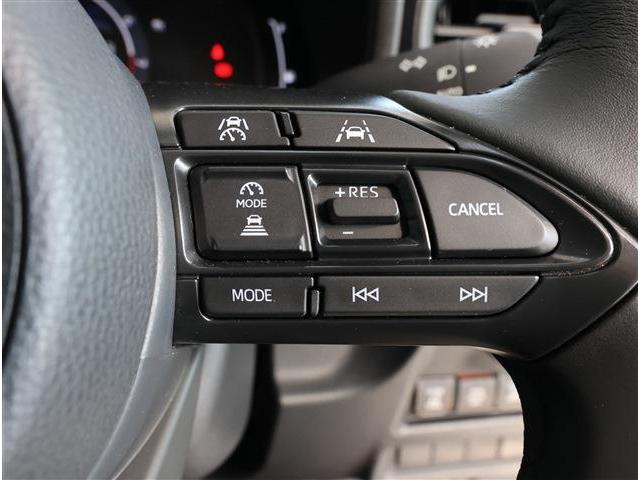 シエンタ 　ＬＥＤヘッドライト　両側パワースライドドア　シートヒーター　ステアリングヒーター　スマートキ　１０．５ｉｎディスプレイオーディオＰｌｕｓ　フルセグＴＶ　３６０°パノラミックビューモニター　ＥＴＣ２．０（18枚目）