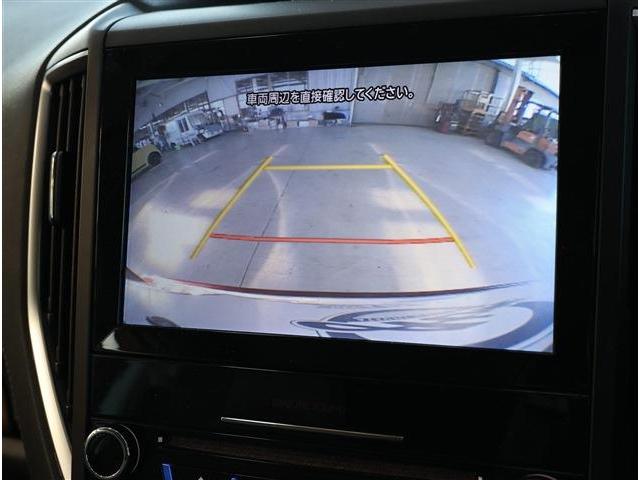 フォレスター アドバンス　衝突被害軽減ブレーキ　ブラインドスポットモニター　ＬＥＤヘッドライト　パワーシート　シートヒーター　ステアリングヒーター　スマートキー　８型ワイドナビ　フルセグＴＶ　Ｆ・Ｓ・Ｒカメラ　ＥＴＣ（5枚目）