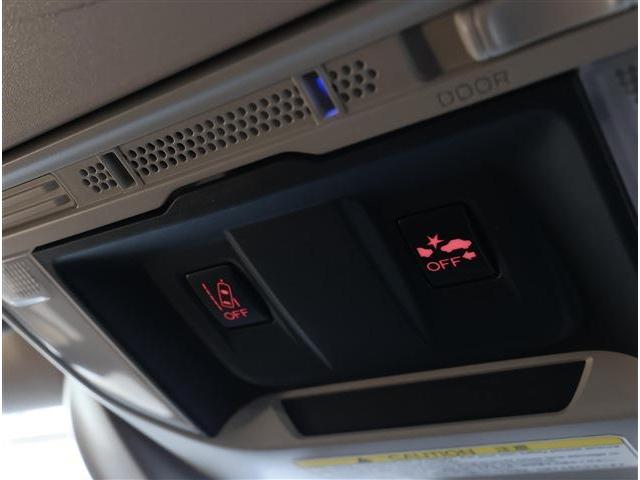 フォレスター アドバンス　衝突被害軽減ブレーキ　ブラインドスポットモニター　ＬＥＤヘッドライト　パワーシート　シートヒーター　ステアリングヒーター　スマートキー　８型ワイドナビ　フルセグＴＶ　Ｆ・Ｓ・Ｒカメラ　ＥＴＣ（8枚目）