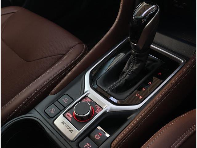 フォレスター アドバンス　衝突被害軽減ブレーキ　ブラインドスポットモニター　ＬＥＤヘッドライト　パワーシート　シートヒーター　ステアリングヒーター　スマートキー　８型ワイドナビ　フルセグＴＶ　Ｆ・Ｓ・Ｒカメラ　ＥＴＣ（15枚目）