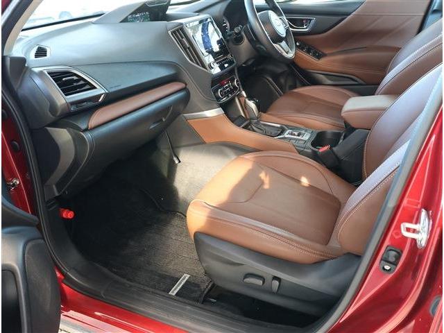 フォレスター アドバンス　衝突被害軽減ブレーキ　ブラインドスポットモニター　ＬＥＤヘッドライト　パワーシート　シートヒーター　ステアリングヒーター　スマートキー　８型ワイドナビ　フルセグＴＶ　Ｆ・Ｓ・Ｒカメラ　ＥＴＣ（25枚目）